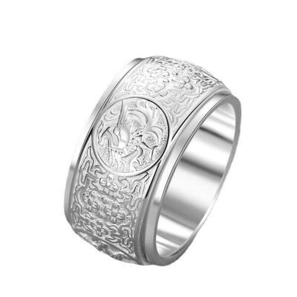 The Guardians’ Circle: Four Mythical Creatures Spinner Ring