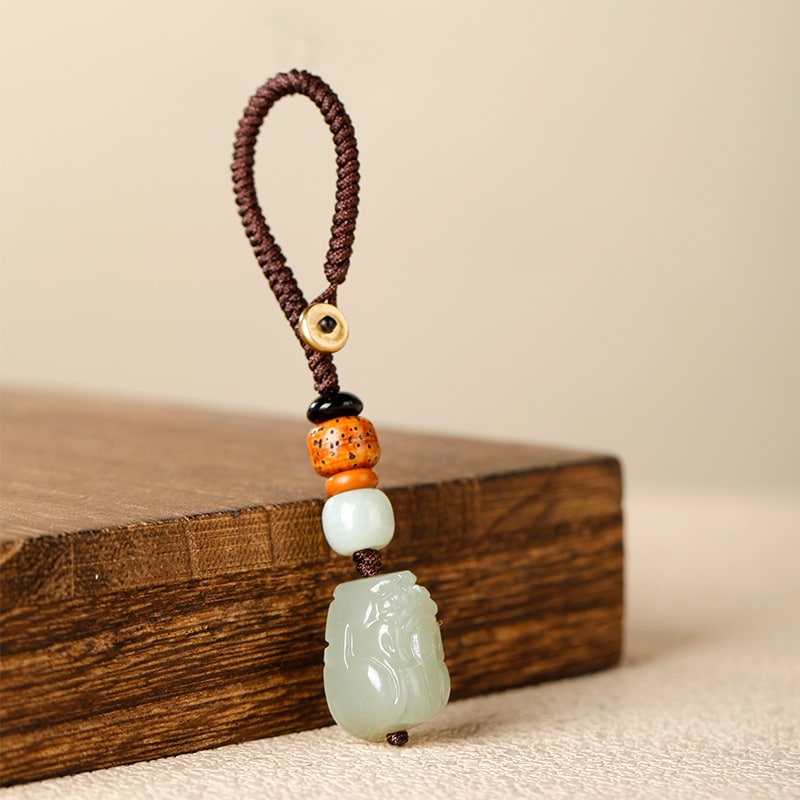 The Fortune Guardian: Hand-Carved Hetian Jade Pixiu Key & Bag Hanging Charm - Key Charm