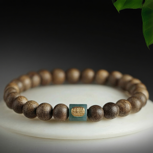 The Path Opener: Natural Agarwood & Jade Lulutong Mala Bracelet