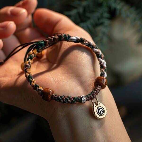 主图3 The Himalayan Blessing: Hand-Braided Tibetan Cotton Cord Bracelet